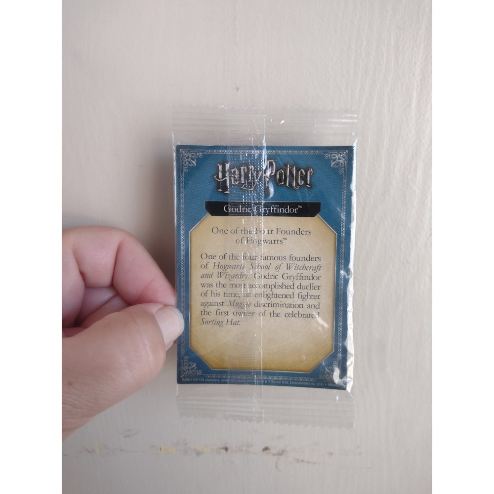 Harry Potter Wizarding World Rare Chocolate Frog Sealed Card Godric Gryffindor - Picture 3 of 3
